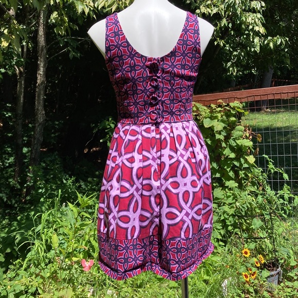 Maroon, purple and white fit and flare pleated skirt dress, button back, size 6 - Picture 3 of 6